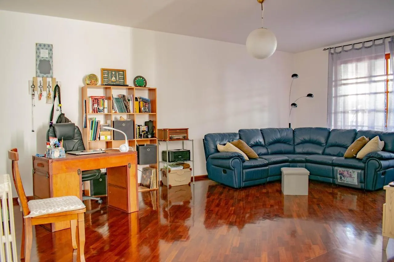קרבוניה Asherat B&B לינה וארוחת בוקר