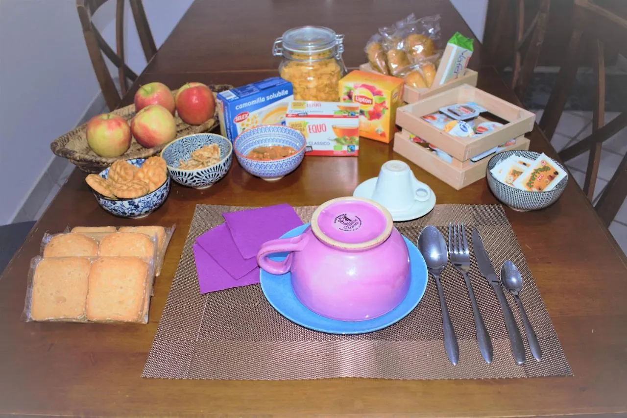 קרבוניה Asherat B&B איטליה